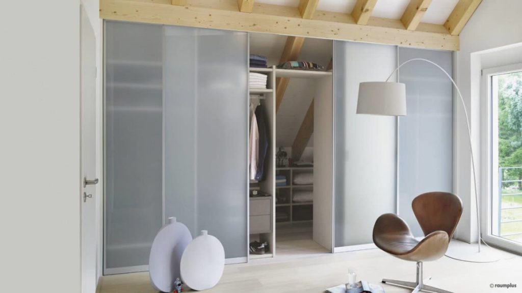 GLEITTÜRSYSTEM „WOMEN DREAM“