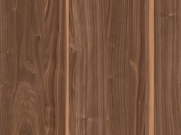 Oberflaeche nussbaum geplankt 1