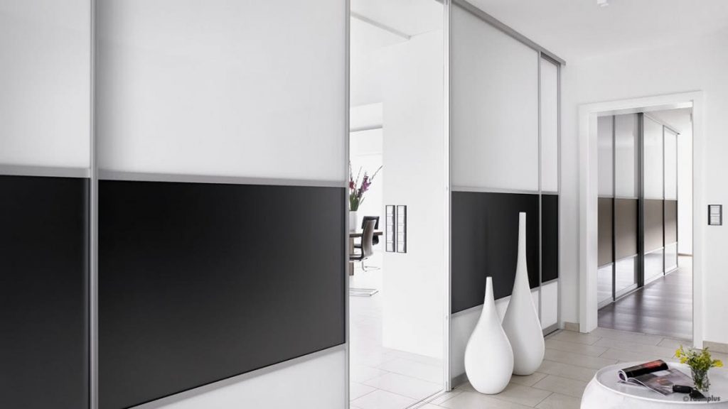 RAUMTEILER „BLACK & WHITE“