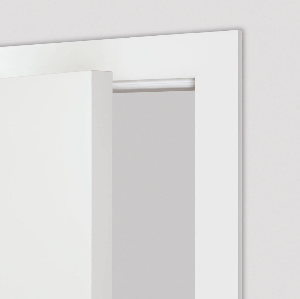 Stumpf eingeschlagene Tür geöffnet